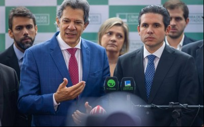 Governo recalibra IOF e eleva tributação para aumentar arrecadação